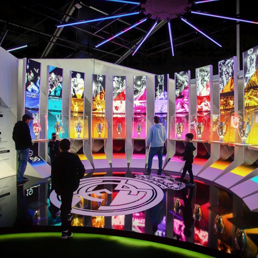 Thinking a Design - Real Madrid touring Exhibition