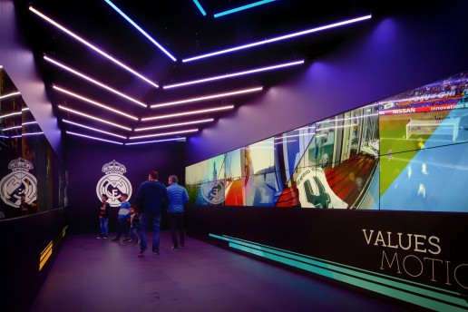 Thinking a Design - Real Madrid touring Exhibition